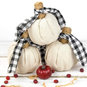 Simple DIY Fabric Pumpkin