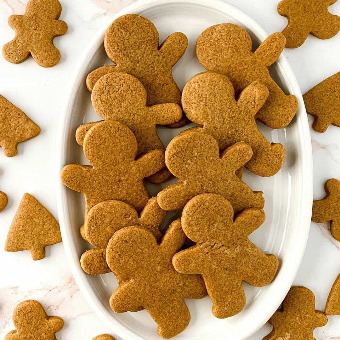 Soft and Chewy Gingerbread Cookies, a tasty holiday dessert recipe that features a classic Christma cookie that is easy to eat.