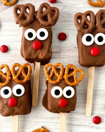 Reindeer Rice Krispie Pops