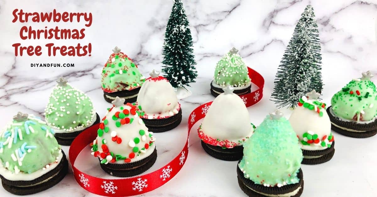 Strawberry Christmas Tree Treats!, a simple snack or treat idea that is perfect for the holiday Christmas season.
