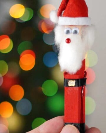 Easy Clothespin Santa DIY
