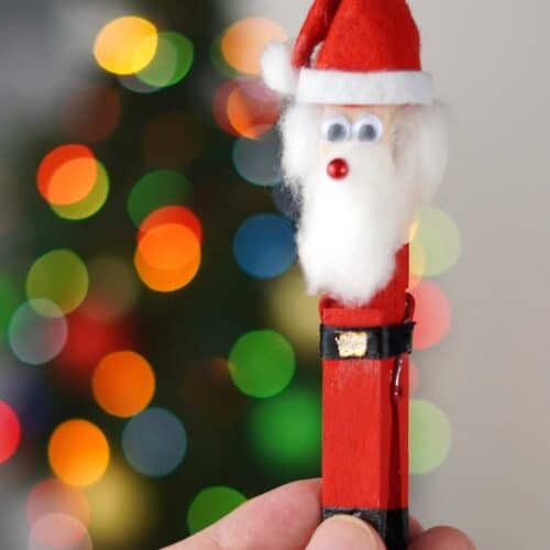 Easy Clothespin Santa DIY