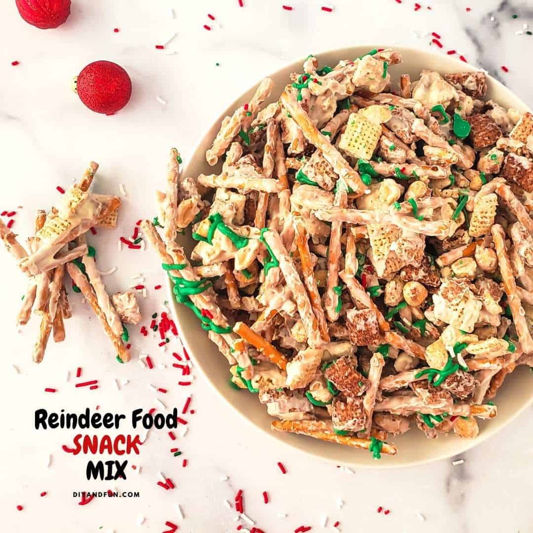 Easy and Tasty Reindeer Food SNACK MIX, a fun Christmas treat idea inspired by Santa to feed to his Reindeer.