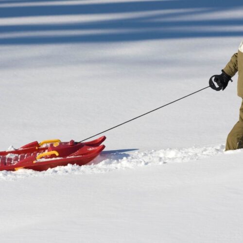 15 Cheap Winter Activities for Families
