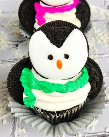Oreo Penguin Cupcakes