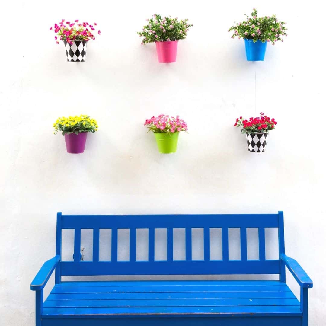 20 Spring Decorating Ideas, a listing of simple ideas that you can do to make your home ready for the spring season.