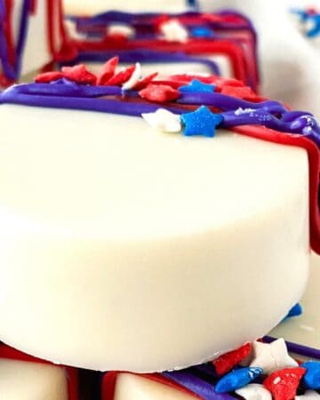 Patriotic Chocolate Covered Oreos