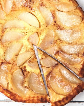 25 Delicious Apple Cake and Bread Recipes