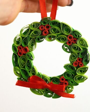Curled Paper Wreath Craft DIY