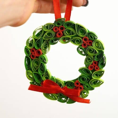 Curled Paper Wreath Craft DIY