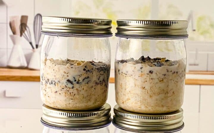 3 Ingredient Cookies and Cream Overnight Oats.