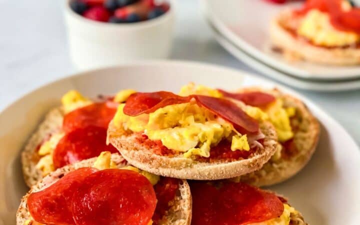 English Muffin Breakfast Pizza Recipe