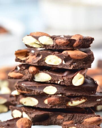 4 Ingredient Chocolate Almond Bark