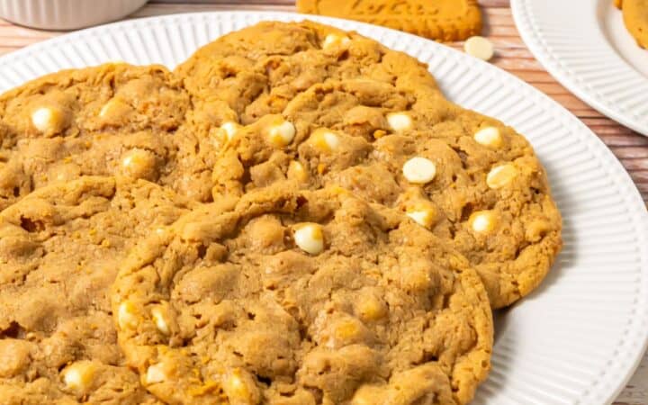 White Chocolate Chip Biscoff Cookies