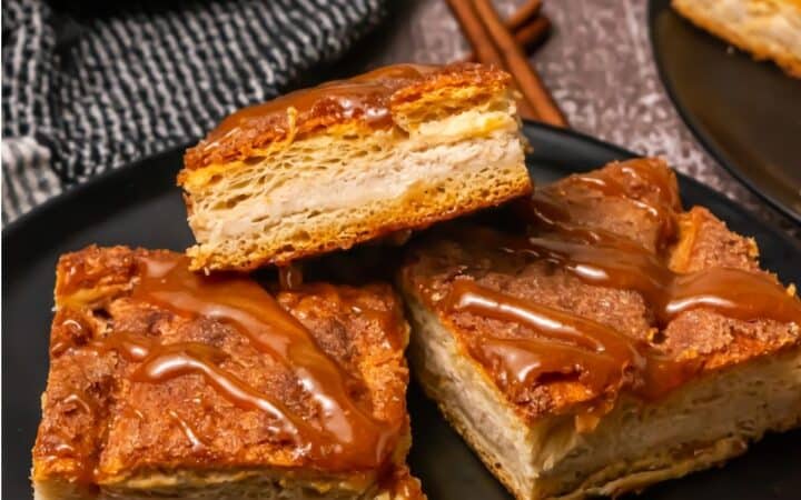 Cinnamon Sugar Churro Cheesecake Bars