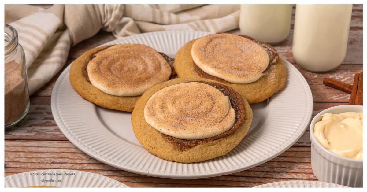 Frosted Cinnamon Swirl Cookies, delicious soft and buttery bakery-style cookies topped with creamy frosting and cinnamon sugar. Frosted Cinnamon Swirl Cookies, delicious soft and buttery bakery-style cookies topped with creamy frosting and cinnamon sugar.