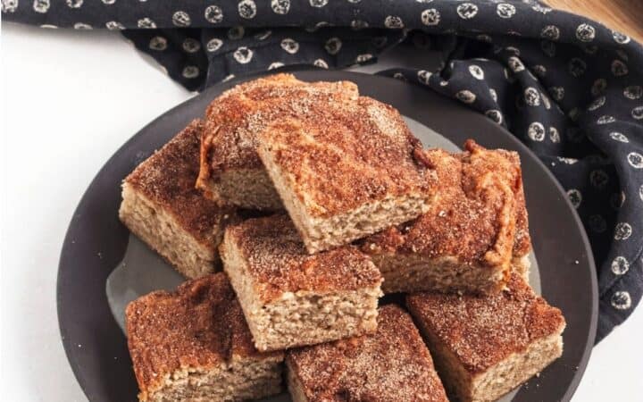 Easy Banana Snickerdoodle Bars (Eggless & Dairy-Free)